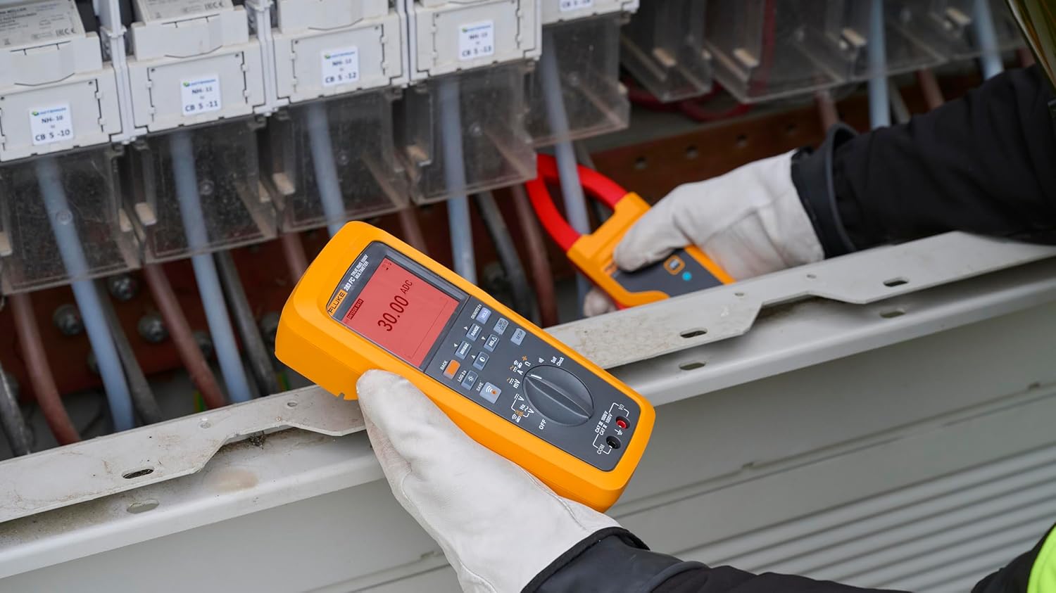 Fluke 283FC/PV worth buying,Fluke 283FC/PV pros cons,should I buy Fluke 283FC/PV,Fluke 283FC vs alternatives,best solar multimeter kit,Fluke 283FC/PV honest assessment performance testing and real-world results