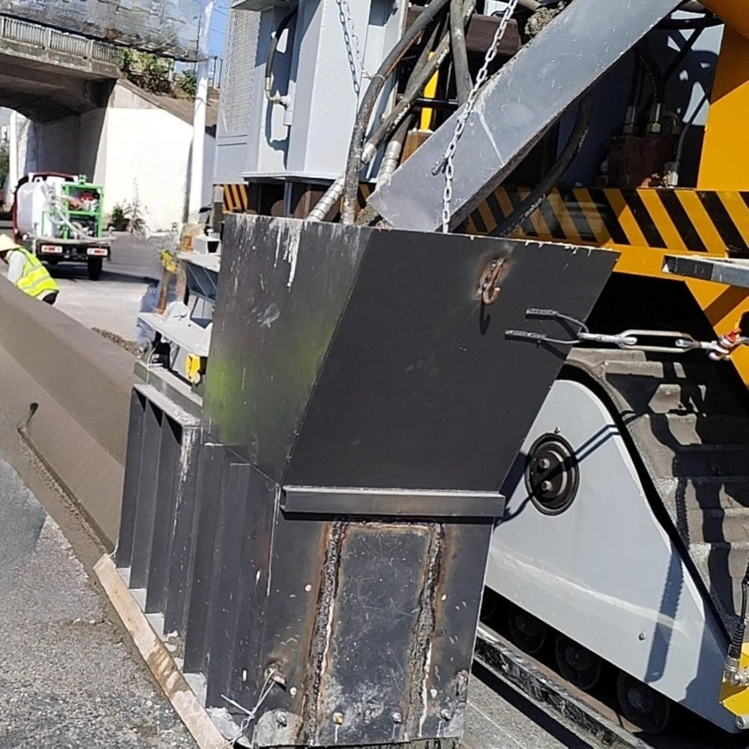 Automatic Concrete Curb Slipform Machine Review: Honest Pros & Cons 3 Step-by-step guide for automatic concrete curb slipform machine review,curb slipform paver worth buying,concrete curb machine pros cons,should I buy a slipform curb machine,best concrete curb paver for contractors,automatic curb machine vs manual forming - complete tutorial